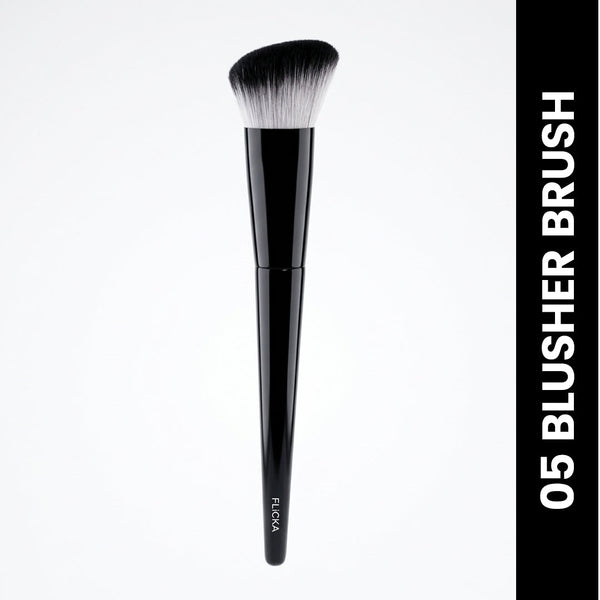 05 Blusher Brush